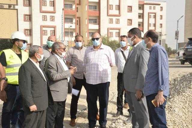 محافظ أسيوط يتفقد أعمال إحلال وتجديد مركز شباب قرية الغريب