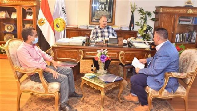 خط أحمر