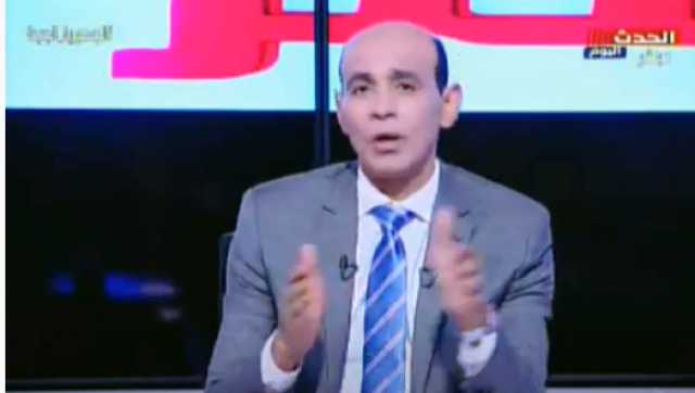 هغنى مهرجانات.. محمد موسى ”يدندن” على الهواء: آه يا ليل”