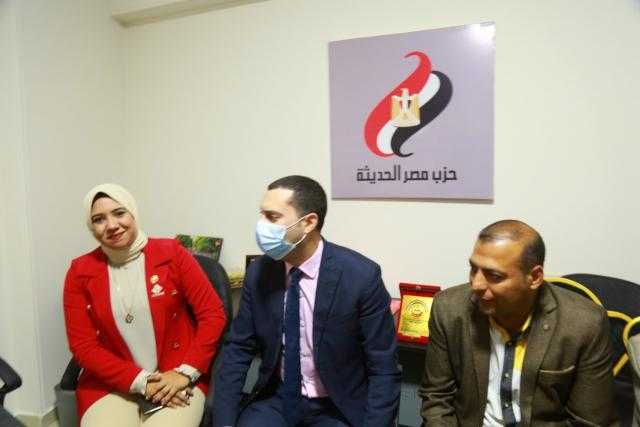 ”نائب محافظ كفر الشيخ” يشارك ”الطباخ” وأعضاء مجلس النواب افتتاح مقر تنسيقية شباب الأحزاب وحزب مصر الحديثة