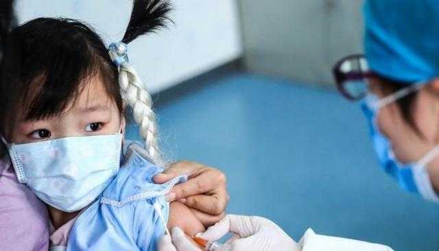 الصين تعطي لقاحات كورونا لأكثر من 84 مليون طفل