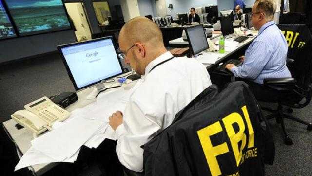 تفاصيل جديدة في اختراق بريد إلكتروني تابع لمكتب الـ FBI.. فيديو