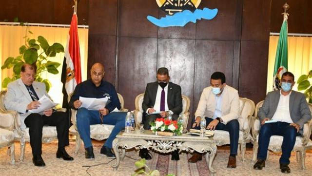 خط أحمر