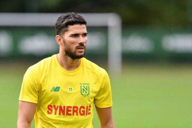 الإصابة تبعد مهدي عبيد عن منتخب الجزائر في كأس العرب