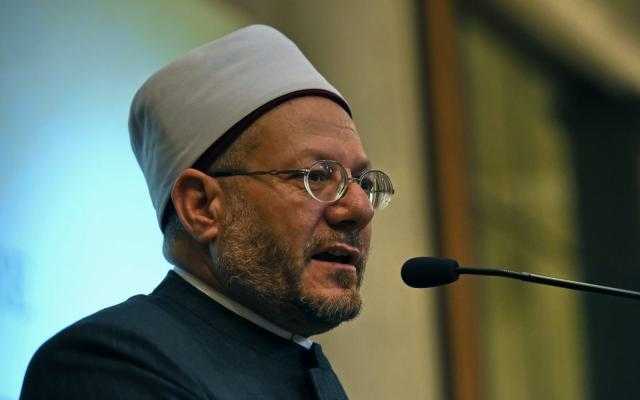 شوقى علام: الآثار وسيلة لدراسة تاريخ الأمم السابقة وتساعد فى التقدم