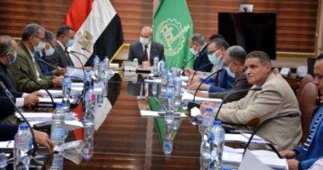 محافظ القليوبية يترأس اجتماع مجلس إدارة المناطق الصناعية