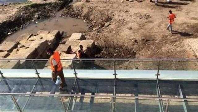 تفاصيل إنشاء أول كوبري زجاجي على المرسى الأثري بالأقصر