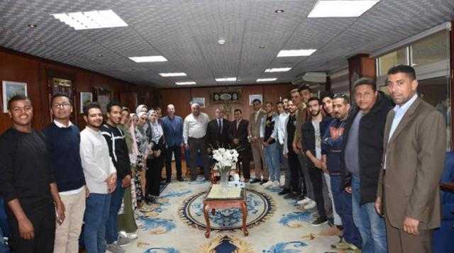 رئيس جامعة السادات يلتقى بالطلاب الفائزين فى إتحاد الطلاب