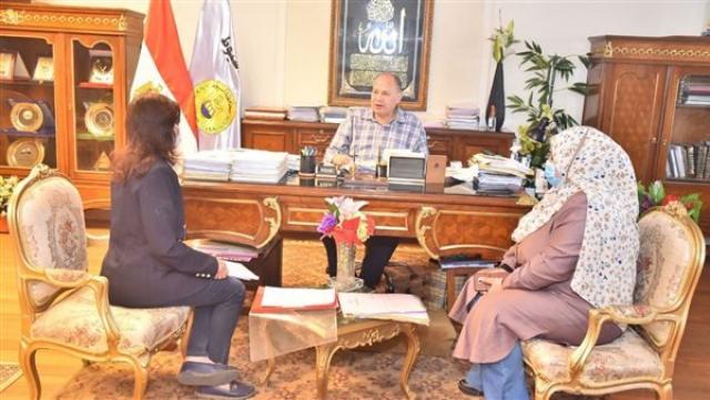 خط أحمر