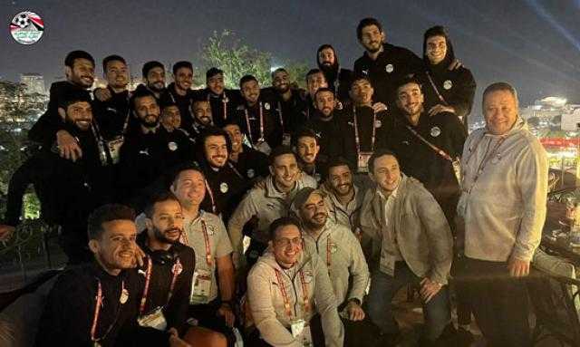 شاهد نجوم المنتخب الوطنى يجتمعون على مأدبة عشاء