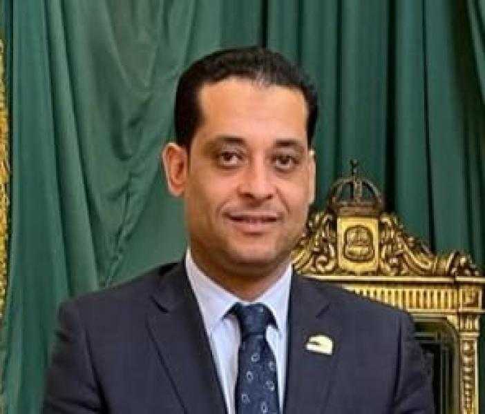 محمد نشأت: مهنئا البابا تواضروس بعيد القيامة المجيد: يجسد أسمى معاني الوحدة الوطنية