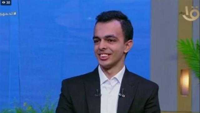 «قادرون باختلاف».. «عبدالرحمن» يشارك في تقديم برنامج تليفزيوني