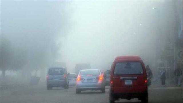 سقوط أمطار غزيرة على منطقة الدقى بالجيزة