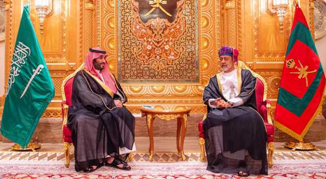 سلطان عمان وولي العهد السعودي يعقدان جلسة مباحثات رسمية
