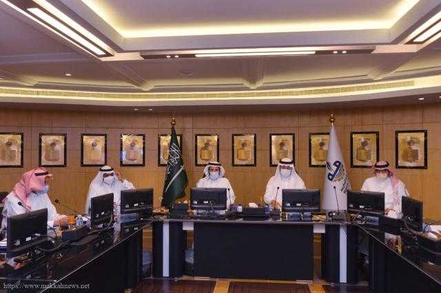 وزير الحج والعمرة السعودي: المملكة تعيش نهضة كبرى وتستهدف التوسع في خدمات الحج والعمرة