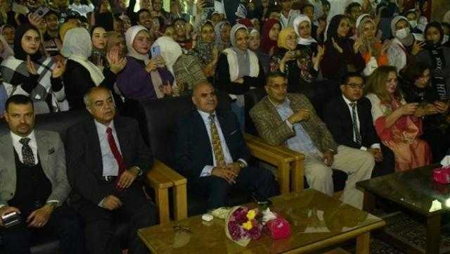 رئيس جامعة الأقصر يشهد افتتاح فعاليات احتفالية اليوبيل الفضي لكلية الفنون الجميلة
