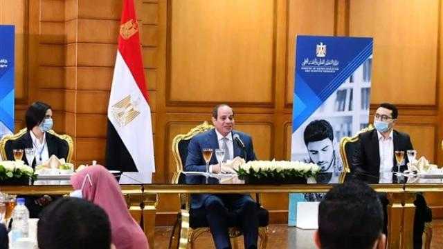 لميس الحديدي: سعيدة بزيارة الرئيس السيسي لجامعة كفر الشيخ.. فيديو