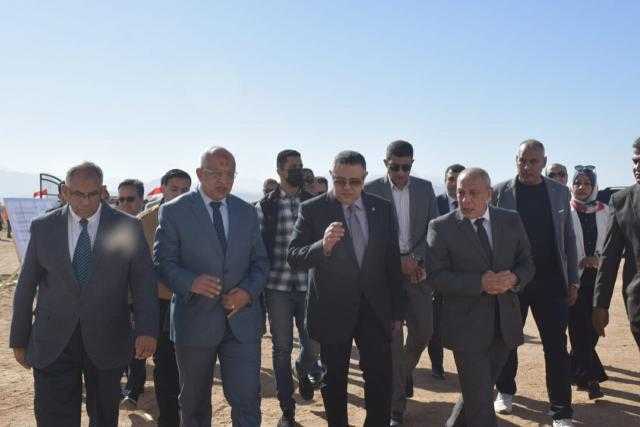 محافظ البحر الأحمر يفتتح أولى مراحل مشروع «الجوجوبا».. ويؤكد: ثروة قومية نسعى لتوطينها