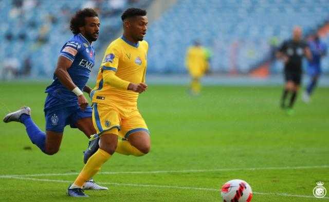 الهلال يسقط في فخ الخسارة أمام النصر في الدوري السعودي