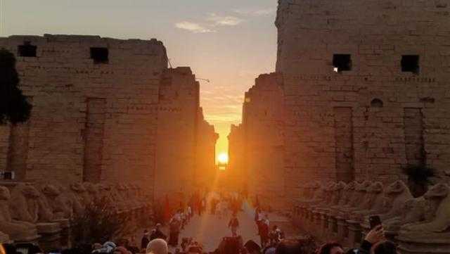 اليوم.. تعامد الشمس على قدس الأقداس بمعبد الكرنك في الأقصر