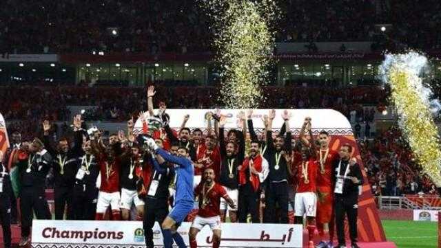 وفد رسمي من وزارة الرياضة يستقبل بعثة الأهلي في مطار القاهرة