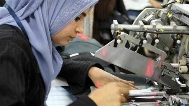 «الرؤية والإنجاز» يوثق جهود الدولة في دعم المرأة اقتصاديا واجتماعيا وسياسيا