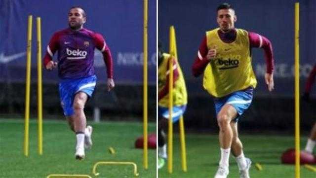 برشلونة يعلن إصابة داني ألفيس ولونجليه بفيروس كورونا