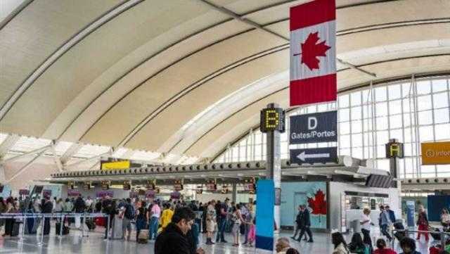 رئيس الوزراء الكندي يصف رافضي التطعيم بالمتطرفين العنصريين