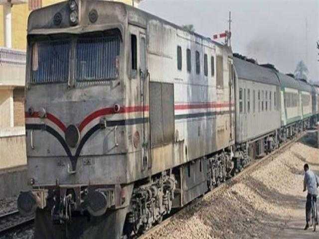 وزير النقل: نظام قطار القشاش انتهى وجاري تطوير خطوط قطارات الضواحي.. فيديو