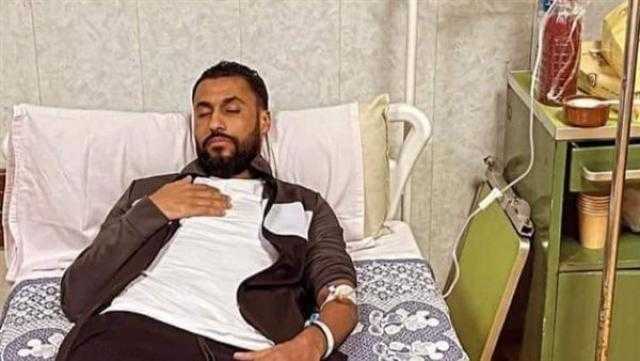 لاعبو الاتحاد يطمئنون على حسام عاشور بعد احتجازه في المستشفى