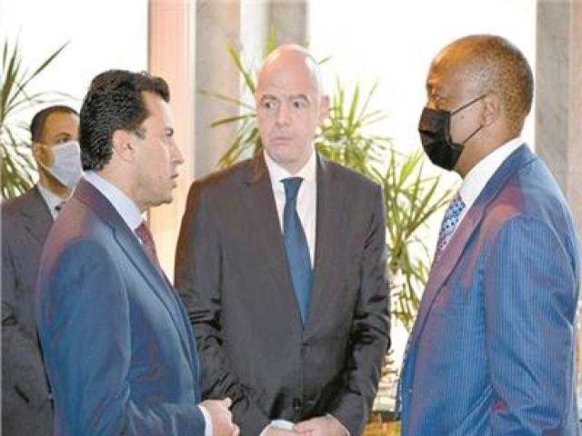 وزير الرياضية يهنئ مجلس الإدارة الجديد لاتحاد الكرة.. ويشيد باللجان السابقة