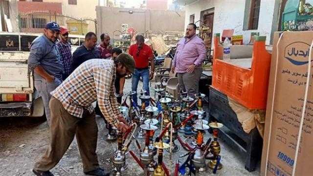 تحرير 20 محضرًا ومصادرة 100 شيشة خلال حملة إشغالات بـ الإسماعيلية