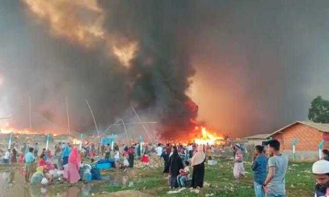 اندلاع حريق بمخيم للاجئى الروهينجا فى بنجلاديش
