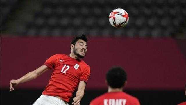 بعد إصابة الصليبي.. الأهلي يطمئن على أكرم توفيق ويعلن موعد عودته للقاهرة