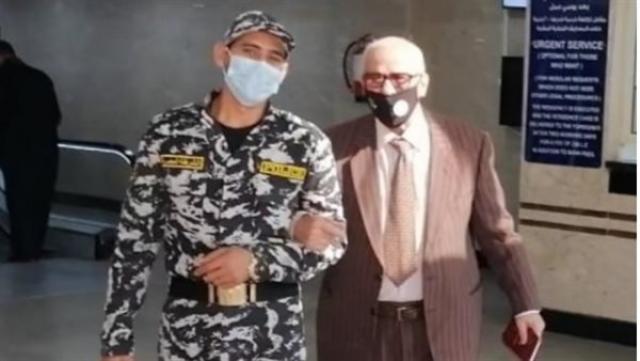 خط أحمر