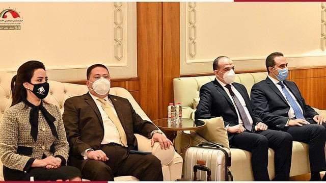 خط أحمر