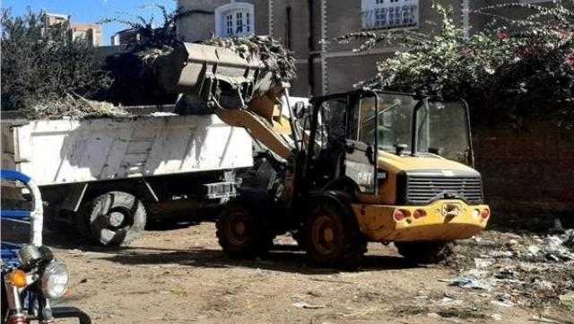 البحيرة.. رفع 120 طن قمامة وصيانة 39 كشاف إنارة في وادي النطرون