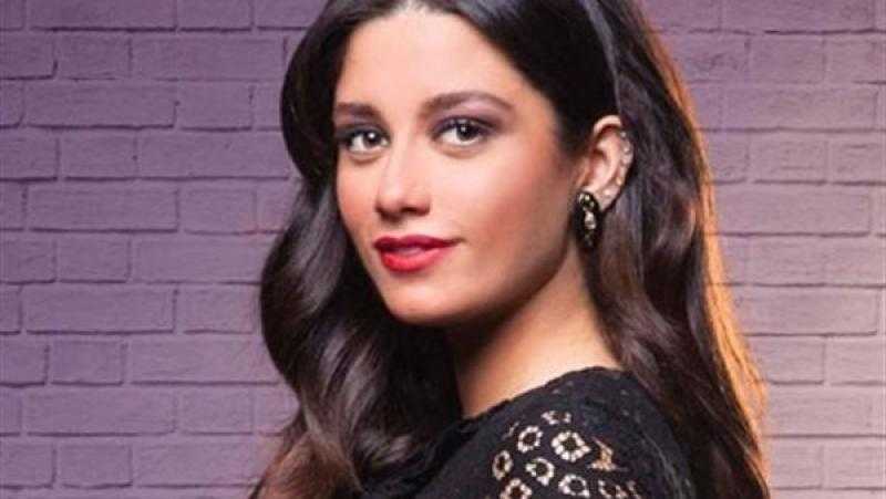 بإطلالة ليلية.. سينتيا خليفة تشارك صورًا جديدة عبر إنستجرام