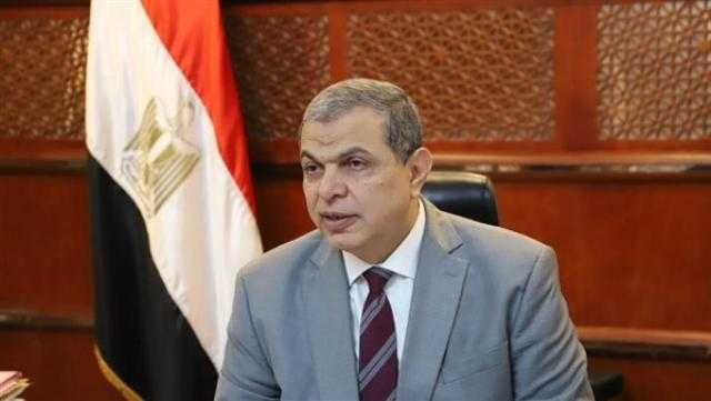 تعيين 556 شابا وصرف 1.5 مليون جنيه للعمالة غير المنتظمة في الفيوم