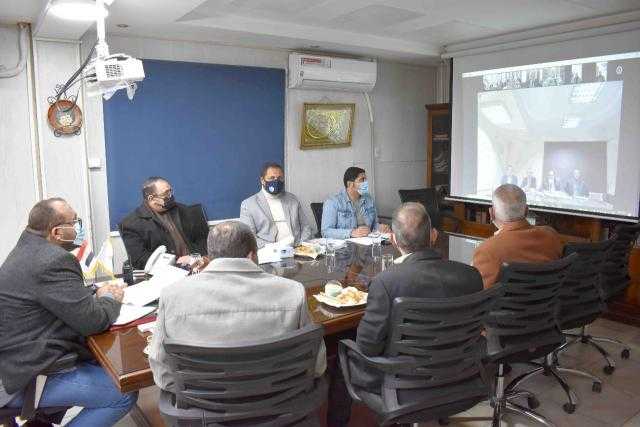 عمومية مياه سوهاج: التقليل من فاقد المياه وتأمين بيئة العمل