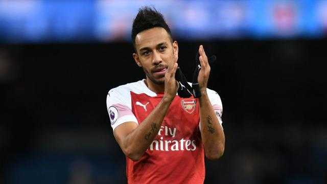 برشلونة يعلن ضم أوباميانج بعد رحيل اللاعب عن أرسنال