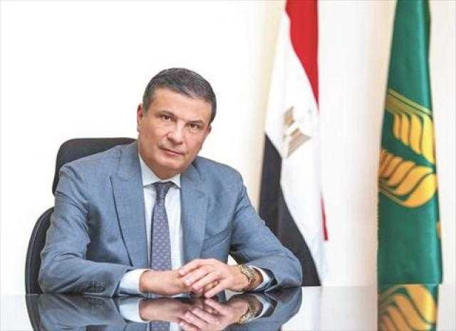 رئيس البنك الزراعي: توجيهات رئاسية بضرورة دعم المزارعين وزيادة الإنتاج