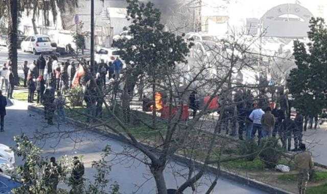 لبنان: أهالي ضحايا انفجار مرفأ بيروت يقطعون الطريق أمام قصر العدل