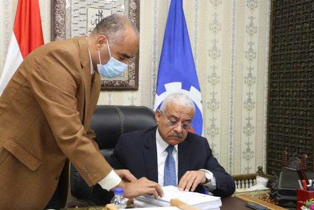 محافظ السويس يعتمد نتيجة الشهادة الإعدادية بنسبة 74.42%