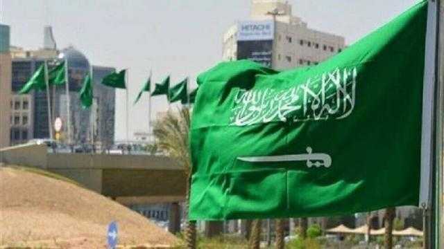 إجازة يوم واحد .. قرار وزاري سعودي عاجل بتعديل لائحة نظام العمل