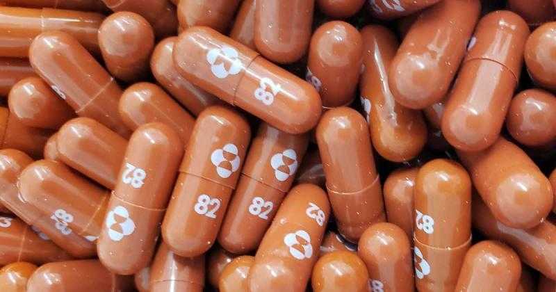 طرح أول مضاد فيروسي يستهدف كورونا في الصيدليات بـ420 جنيها