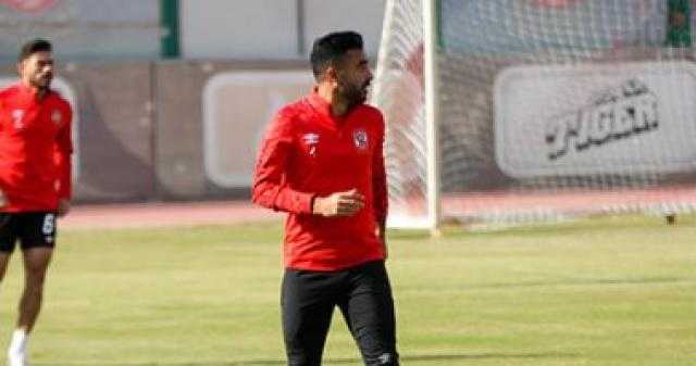 محمود وحيد يقود الجبهة اليسرى للأهلي أمام المقاصة