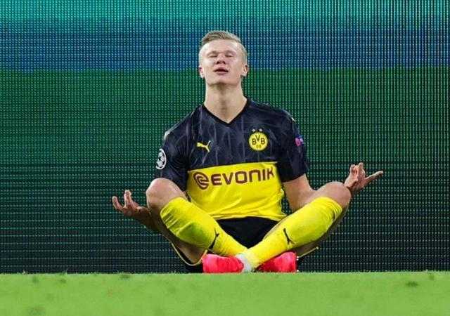 الإصابة تحرم دورتموند من جهود هالاند أمام جلاسكو رينجرز