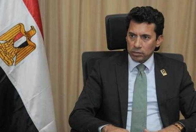موظفة بالشيخ زايد تستغيث بوزير الشباب: الإخوانى عبد الباقى وفتحية بيهددونى بالأمن الوطنى