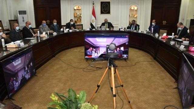 وزيرا التخطيط والإسكان يناقشان الخطة الاستثمارية لوزارة الإسكان للعام المالي 2023 - 2022